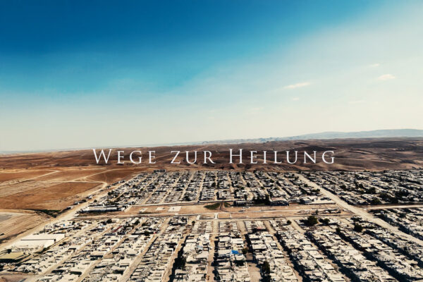 Luftaufnahme von Şengal zum Projekt Wege zur Heilung