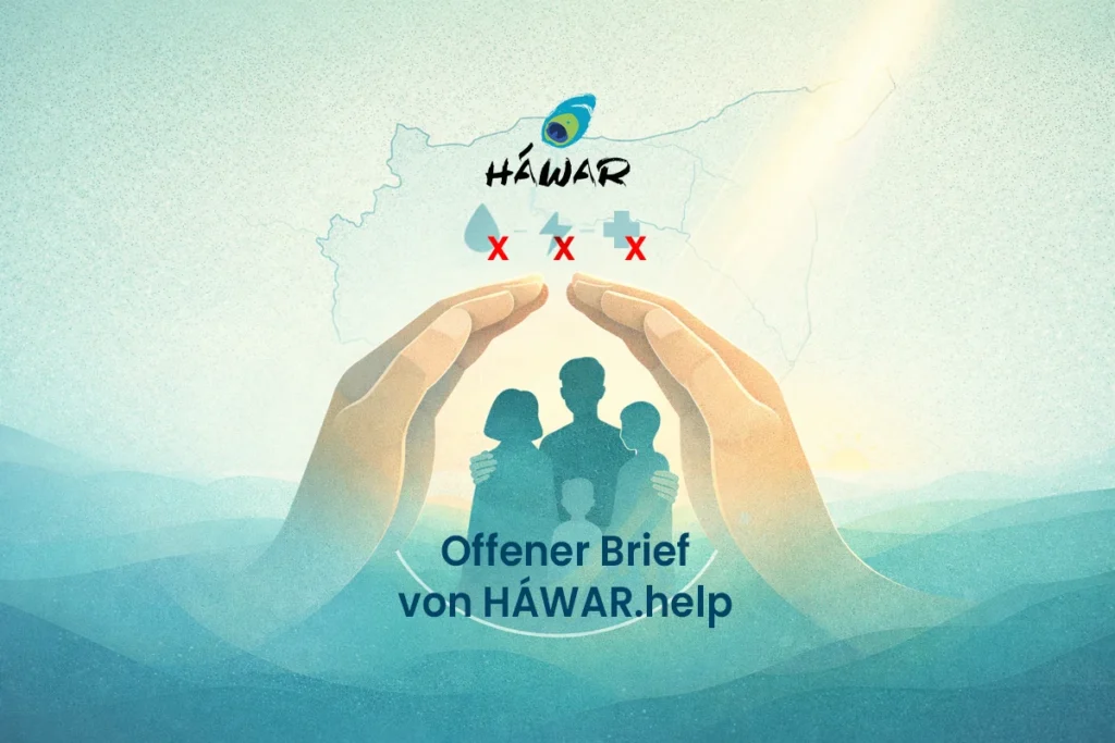 Illustration mit Schutzgeste um Zivilpersonen, dezente Karte von Nord- und Ost-Syrien/Rojava als Symbol für humanitären Schutz und Menschenrechte.