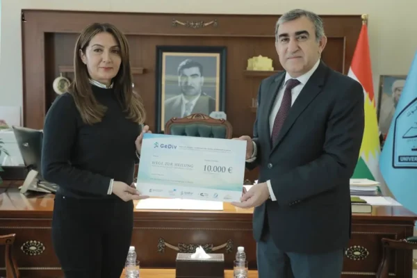 Übergabe einer Spende für die Klinik in Sinjar